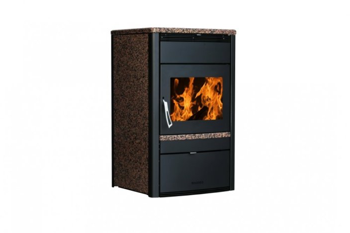 Krbová kamna Sahara 8 kW s rozvody vzduchu